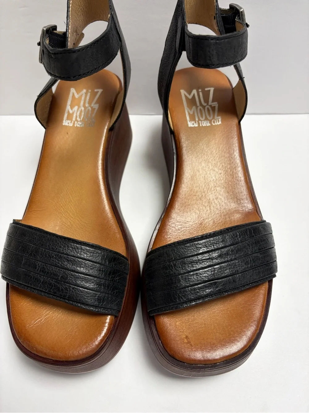 Miz Mooz Gwyneth Leather Platform Wedge Sandals Quiet Luxury  EU 39 / US 8.5-9
